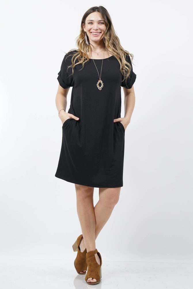 Round neck fold-over sleeve two-pocket t-shirt dress
