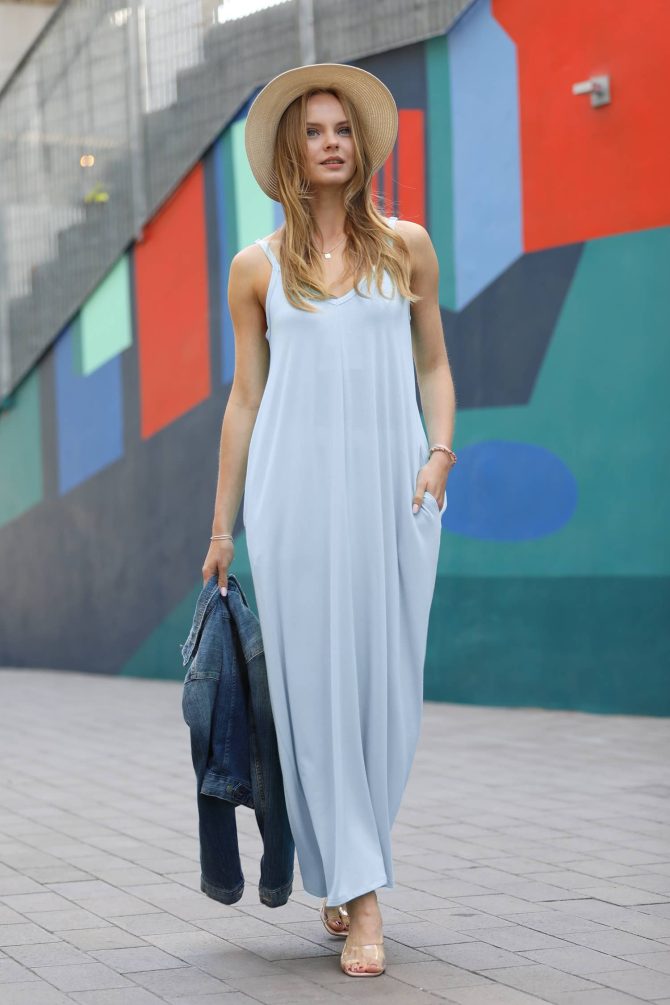 SI-15154 V-NECK CAMI MAXI DRESS /w adjustable strap